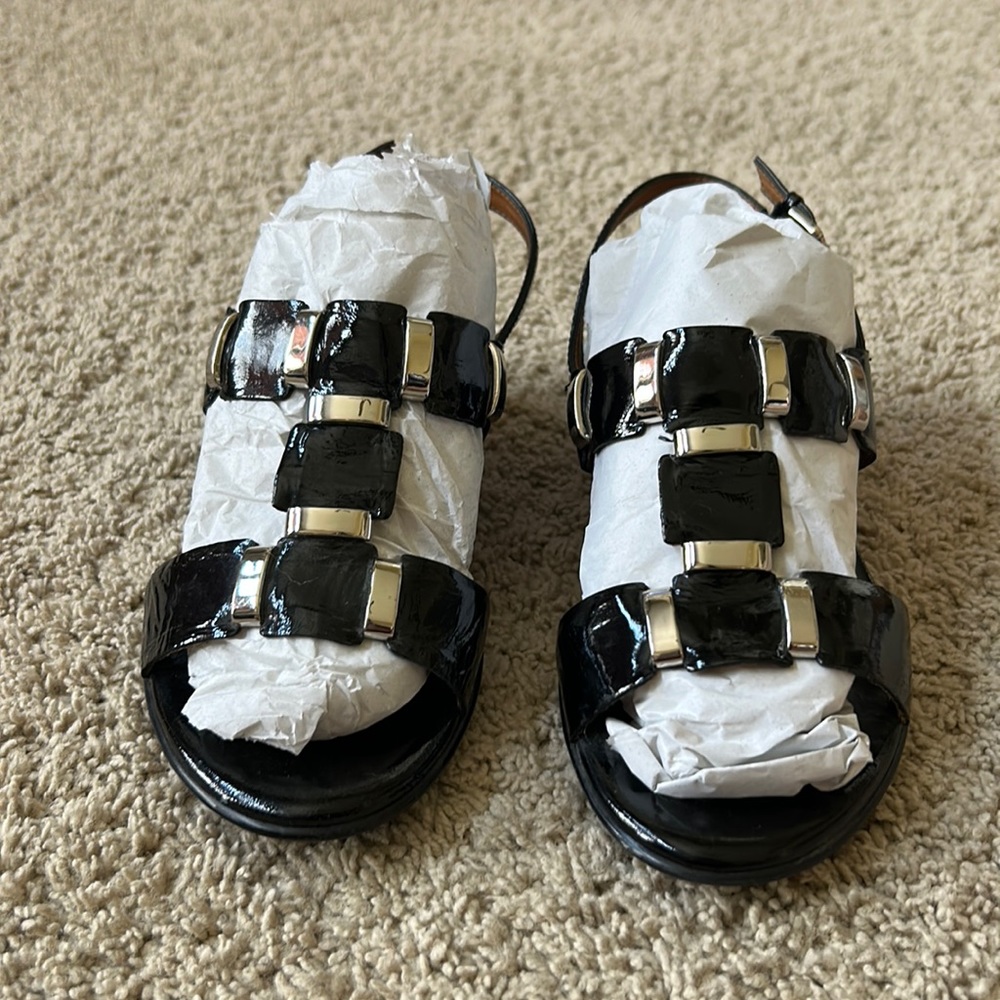 Sofft Patent Leather Sandals